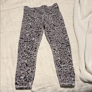 Athleta Black and Gray Patterned Leggings